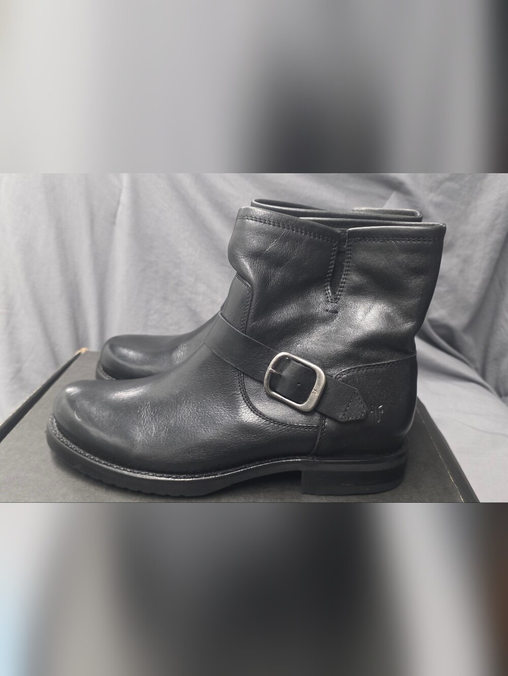 Frye Womens Veronica Bootie Black Leather Buckle 3470543-BLK Size 9M NWB Defect - Picture 3 of 12